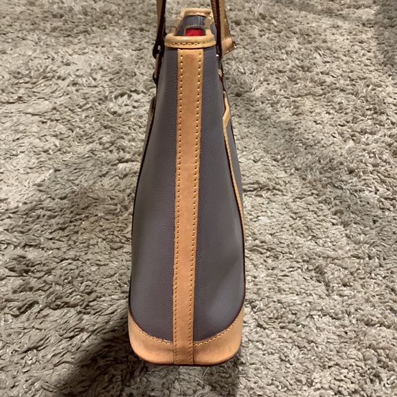 Dooney & Bourke Lexington Shopper Handbag - Picture 13 of 16